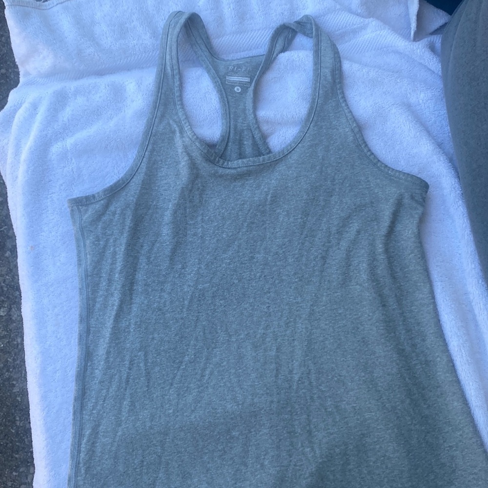 Nike dri fit tank size small
